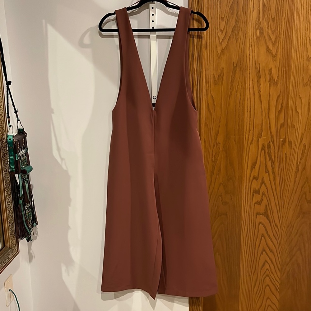 All : row jumper, size S, new with detached tag, beautiful brown pink color